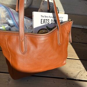 Fossil Sydney Leather Tote Bag in Brown